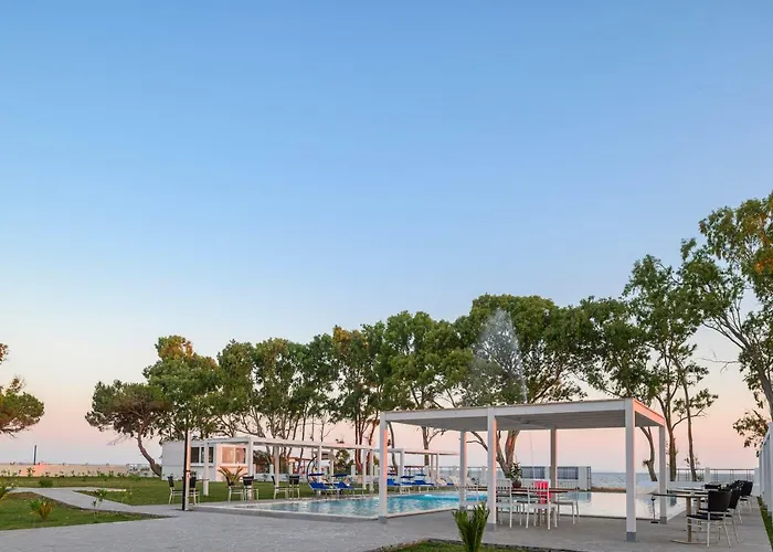 Lido Beach PhgAlbergo